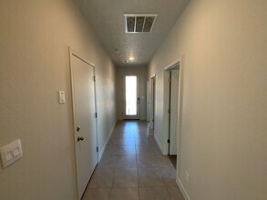6746 Clayton Dr NE in Rio Rancho, NM - Building Photo - Building Photo