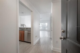 800 S Dakota Ave in Tampa, FL - Building Photo - Building Photo