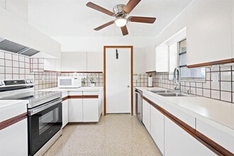 1718 SE 14th St in Fort Lauderdale, FL - Building Photo - Building Photo