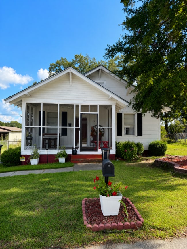 property at 2303 2nd Ave