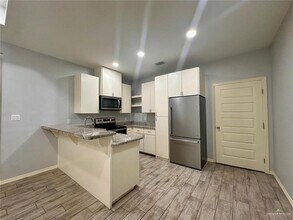 17 West Dr in Pharr, TX - Building Photo - Building Photo