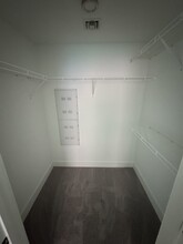 41 NW 31st St, Unit B1 in Miami, FL - Building Photo - Building Photo