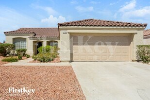 4705 Crimson Leaf Dr in Las Vegas, NV - Building Photo