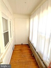 2413 S 64th St in Philadelphia, PA - Foto de edificio - Building Photo