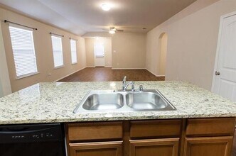 2117 Shady Glen Trail in Princeton, TX - Building Photo - Building Photo