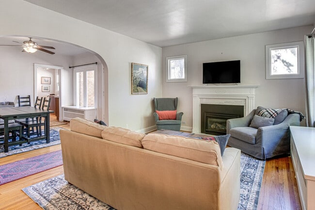 757 Clayton St, Unit ID1386234P in Denver, CO - Building Photo - Building Photo