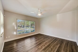 1701 E Henry Ave in Tampa, FL - Building Photo - Building Photo