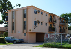 1760 SW 7th St Apartments