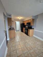13 Providence Dr, Unit 173 in Fairfield, OH - Foto de edificio - Building Photo