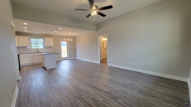 104 Cassandra Ann Wy in Perry, GA - Building Photo - Building Photo
