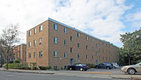 Forrest Hills in Jamaica Plain, MA - Foto de edificio - Building Photo