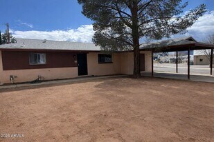 74 NW Cargil Pl in Sierra Vista, AZ - Building Photo