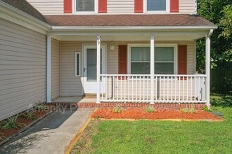 59 Garrow Rd in Newport News, VA - Building Photo - Building Photo