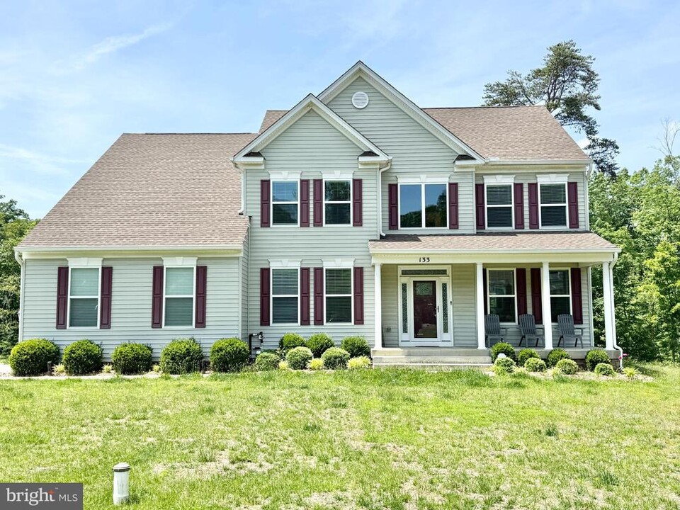 133 Brooke Point Ct in Stafford, VA - Building Photo