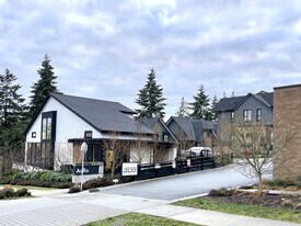 1228 Hudson St in Coquitlam, BC - Building Photo