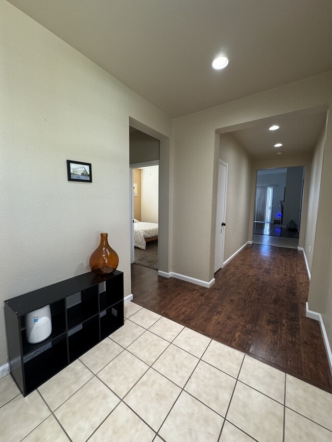 5548 Ravine Ct in Marysville, CA - Building Photo - Building Photo