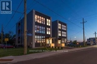 320 Tremblay Rd in Ottawa, ON - Building Photo