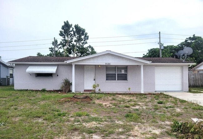 7526 Topay Ln in Port Richey, FL - Building Photo - Building Photo