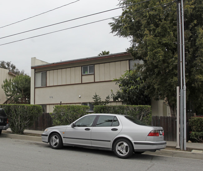 1458 Lou Dillon Ln in Santa Barbara, CA - Building Photo - Building Photo