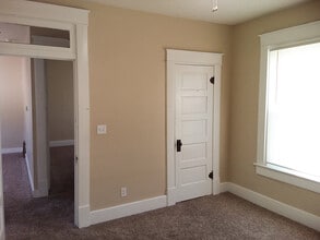 317 E Coal St in Brazil, IN - Building Photo - Building Photo