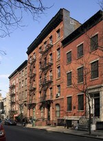 143-145 W Fourth St in New York, NY - Building Photo