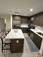 1938 Jackson St, Unit 502 in Hollywood, FL - Building Photo - Building Photo
