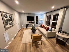 24135 Pissarro Dr in Sterling, VA - Building Photo - Building Photo