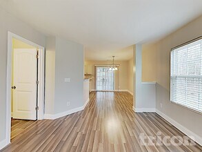 5308 Tucker Phillips Dr in Wingate, NC - Foto de edificio - Building Photo