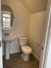 7761 Wandering Wy in Reno, NV - Building Photo - Building Photo