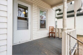 3345 S 31st Ave in Minneapolis, MN - Foto de edificio - Building Photo