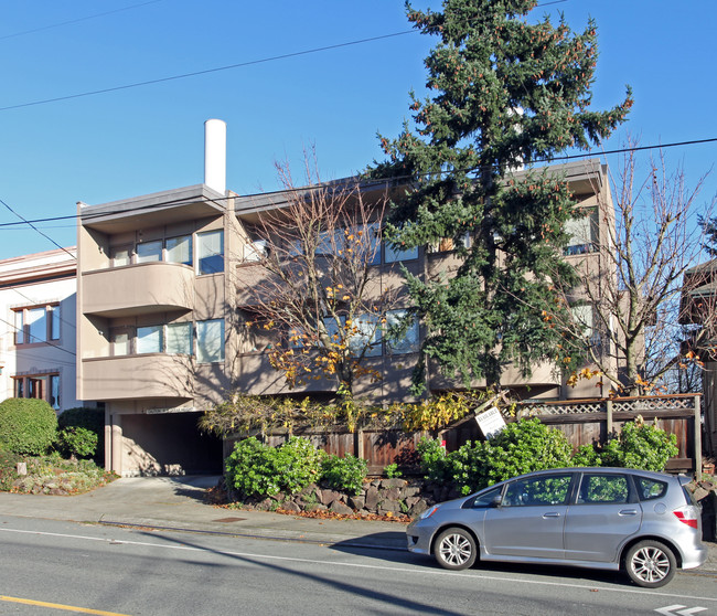 Wallingford Vista Apartments in Seattle, WA - Building Photo - Building Photo