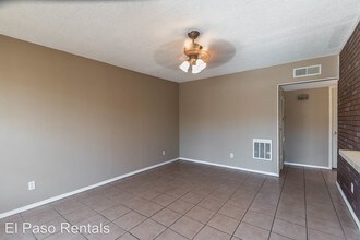 6700 Escondido Dr in El Paso, TX - Building Photo - Building Photo
