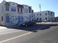 1600 E 10th St in Long Beach, CA - Foto de edificio - Building Photo