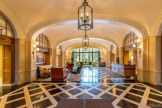 2550 N Lakeview Ave in Chicago, IL - Building Photo - Building Photo