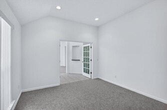 568 Marshview Dr in Richmond Hill, GA - Building Photo - Building Photo