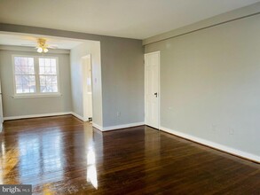 9 E Glebe Rd in Alexandria, VA - Building Photo - Building Photo