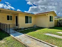 8302 SW 10th St in Miami, FL - Building Photo - Building Photo