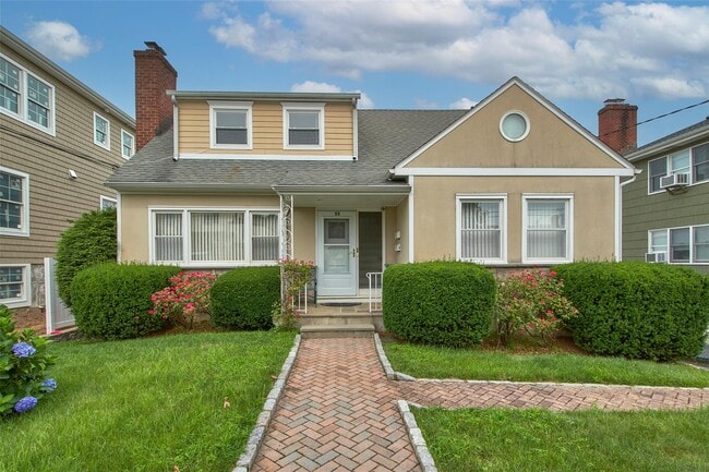 55 Park Ave in Harrison, NY - Building Photo - Building Photo