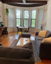 461 Commonwealth Ave, Unit 4 in Boston, MA - Foto de edificio - Building Photo