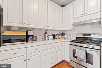 727 N Vermont St in Arlington, VA - Building Photo - Building Photo