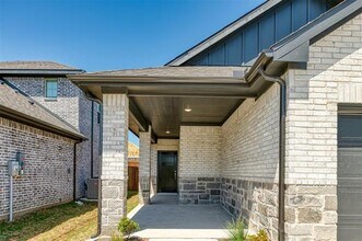 206 Berkshire Dr in McKinney, TX - Building Photo - Building Photo