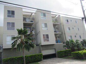 711 Wailepo Pl, Unit #106 in Kailua, HI - Building Photo