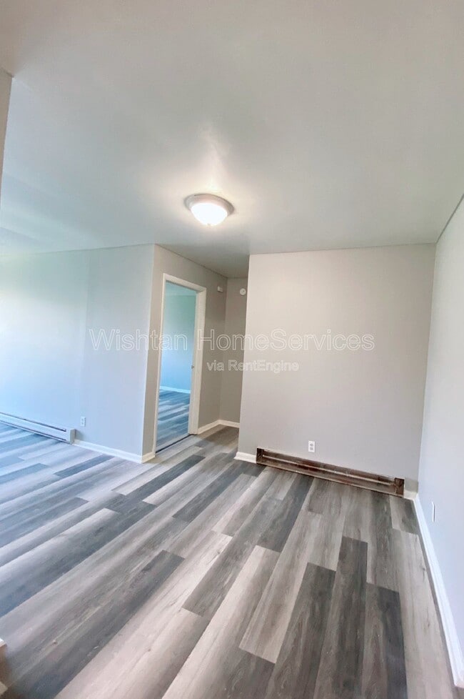 201-220 Charleston Blvd in Macomb, IL - Building Photo - Building Photo