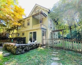 10 Maple Rd in Cornwall On Hudson, NY - Building Photo - Building Photo