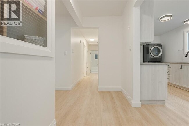 62 Harold Ave in Kitchener, ON - Building Photo - Building Photo