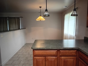 5445 191st Ave SW in Rochester, WA - Building Photo - Building Photo