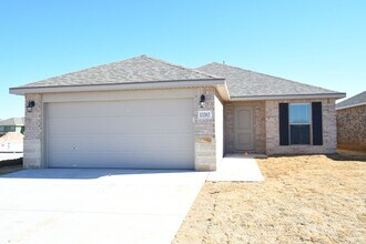 13303 Vernon Ave in Lubbock, TX - Building Photo - Building Photo