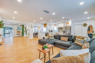 1814 NW 14th Ave in Fort Lauderdale, FL - Building Photo - Building Photo