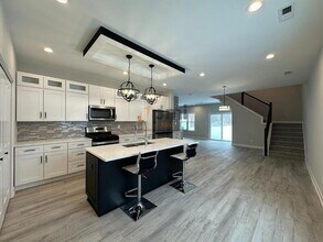 5788 Adams St in Merrillville, IN - Foto de edificio - Building Photo