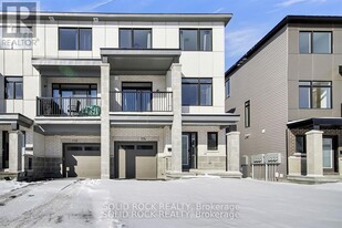 574 Tahoe Hts in Ottawa, ON - Building Photo